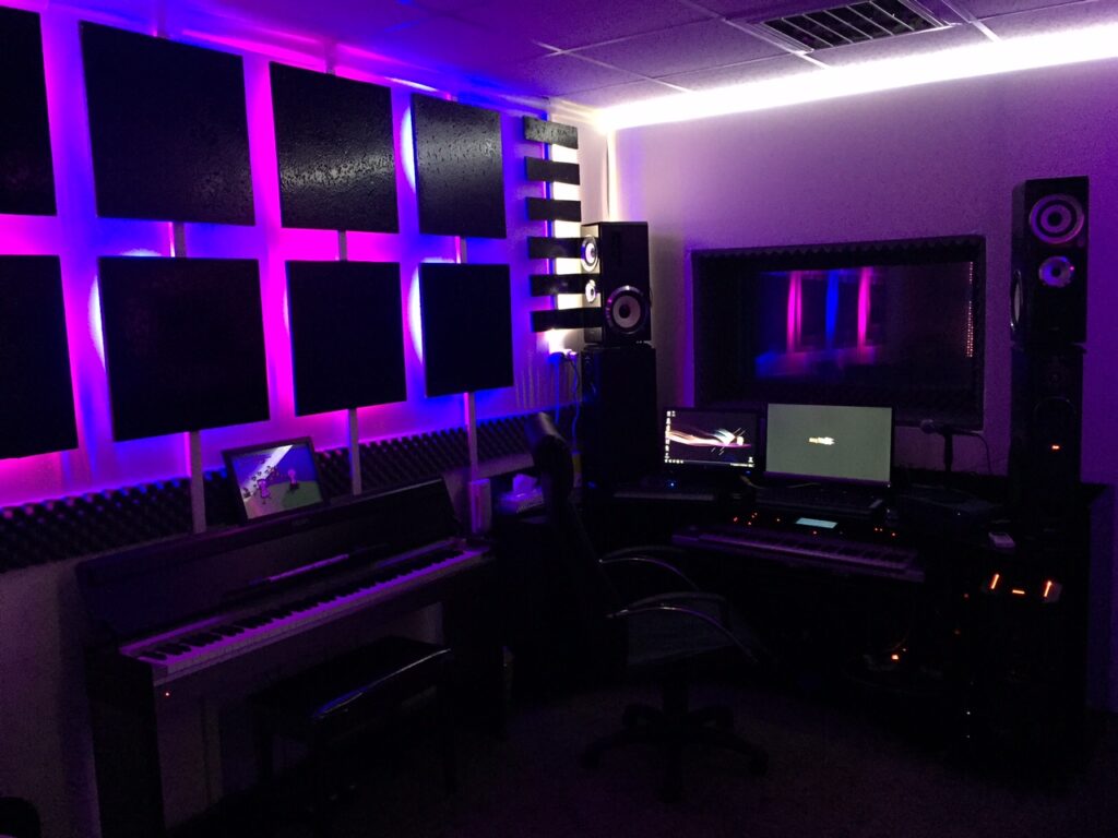 sound studio Azhang | استودیو صدابرداری آژنگ
