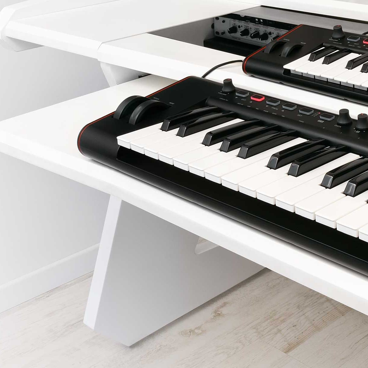 میدی کنترلر آی کی مولتی مدیا مدل IK Multimedia iRig Keys 2 Pro | صوت آژنگ میدی کنترلر آی کی مولتی مدیا مدل IK Multimedia iRig Keys 2 Pro | صوت آژنگ