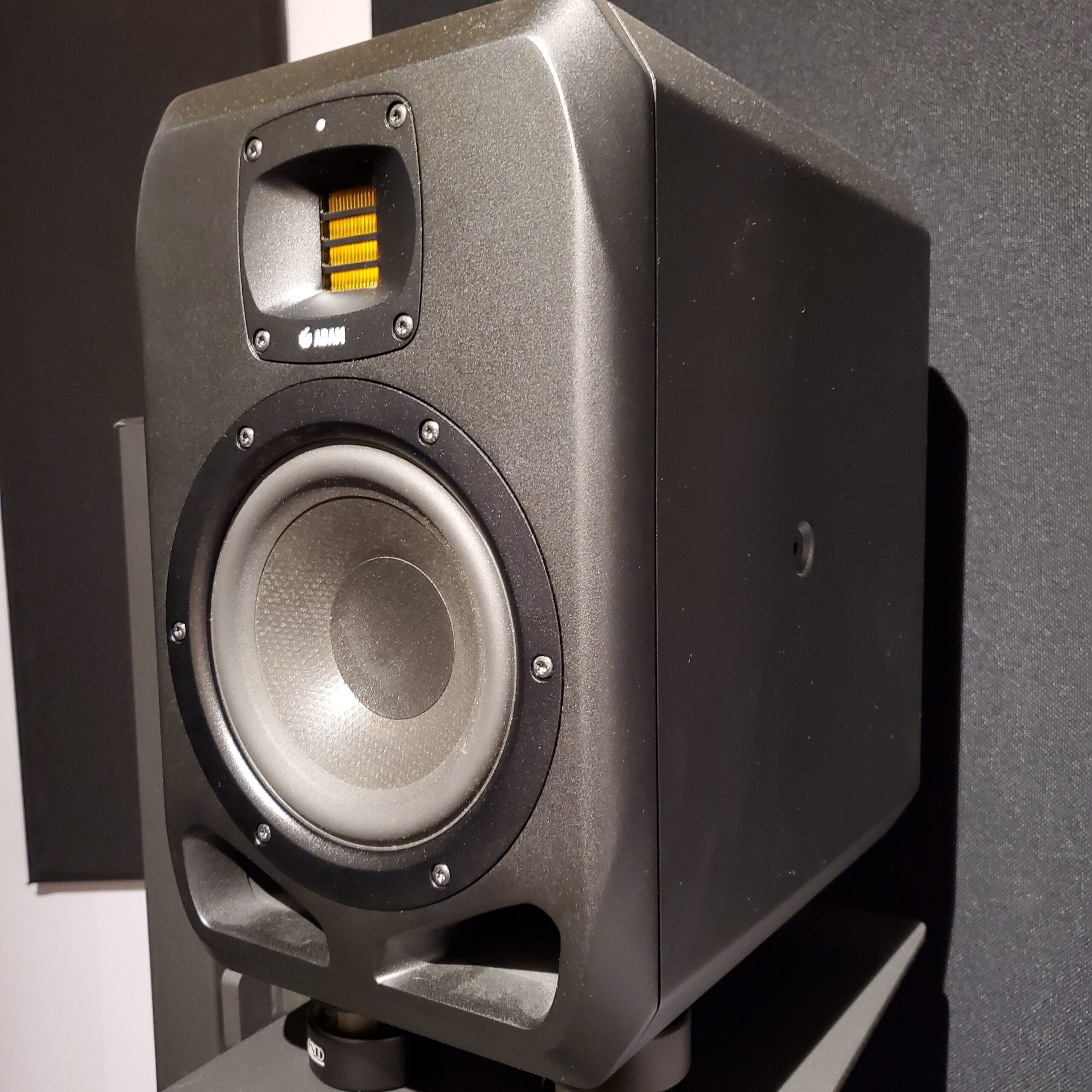 اسپیکر مانیتورینگ آدام آدیو مدل ADAM Audio S2V | صوت آژنگ اسپیکر مانیتورینگ آدام آدیو مدل ADAM Audio S2V | صوت آژنگ