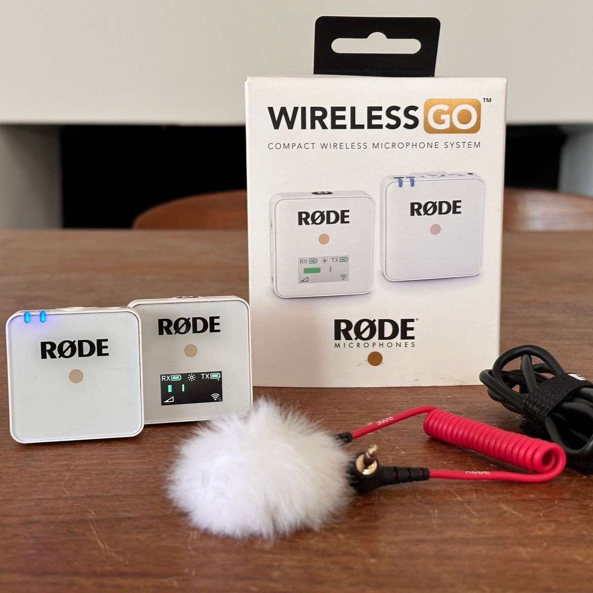 میکروفون یقه ای بی سیم رود مدل Rode Wireless GO | صوت آژنگ میکروفون یقه ای بی سیم رود مدل Rode Wireless GO | صوت آژنگ