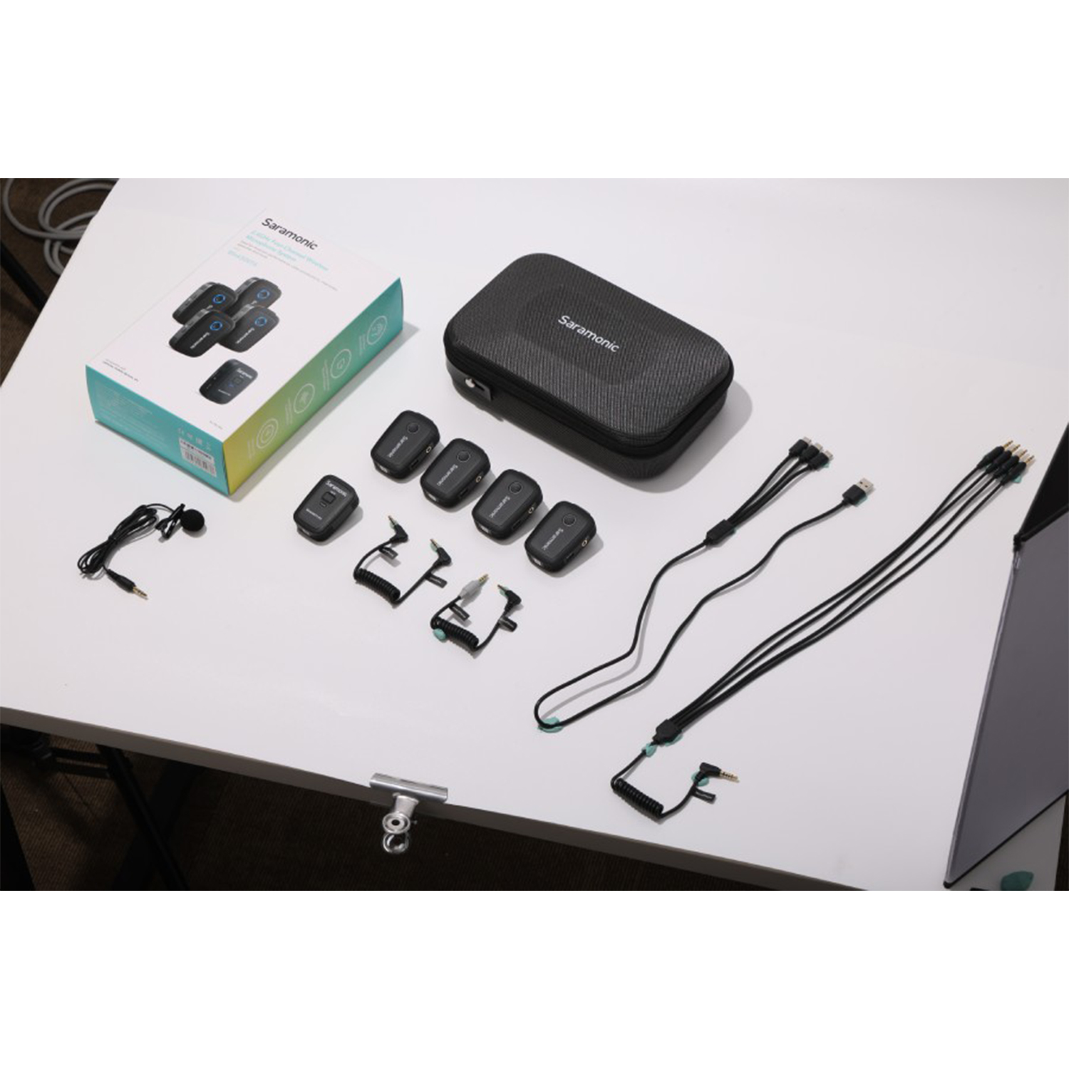 میکروفون بی سیم چهار فرستنده سارامونیک مدل Saramonic Blink500 T4 | صوت آژنگ میکروفون بی سیم چهار فرستنده سارامونیک مدل Saramonic Blink500 T4 | صوت آژنگ